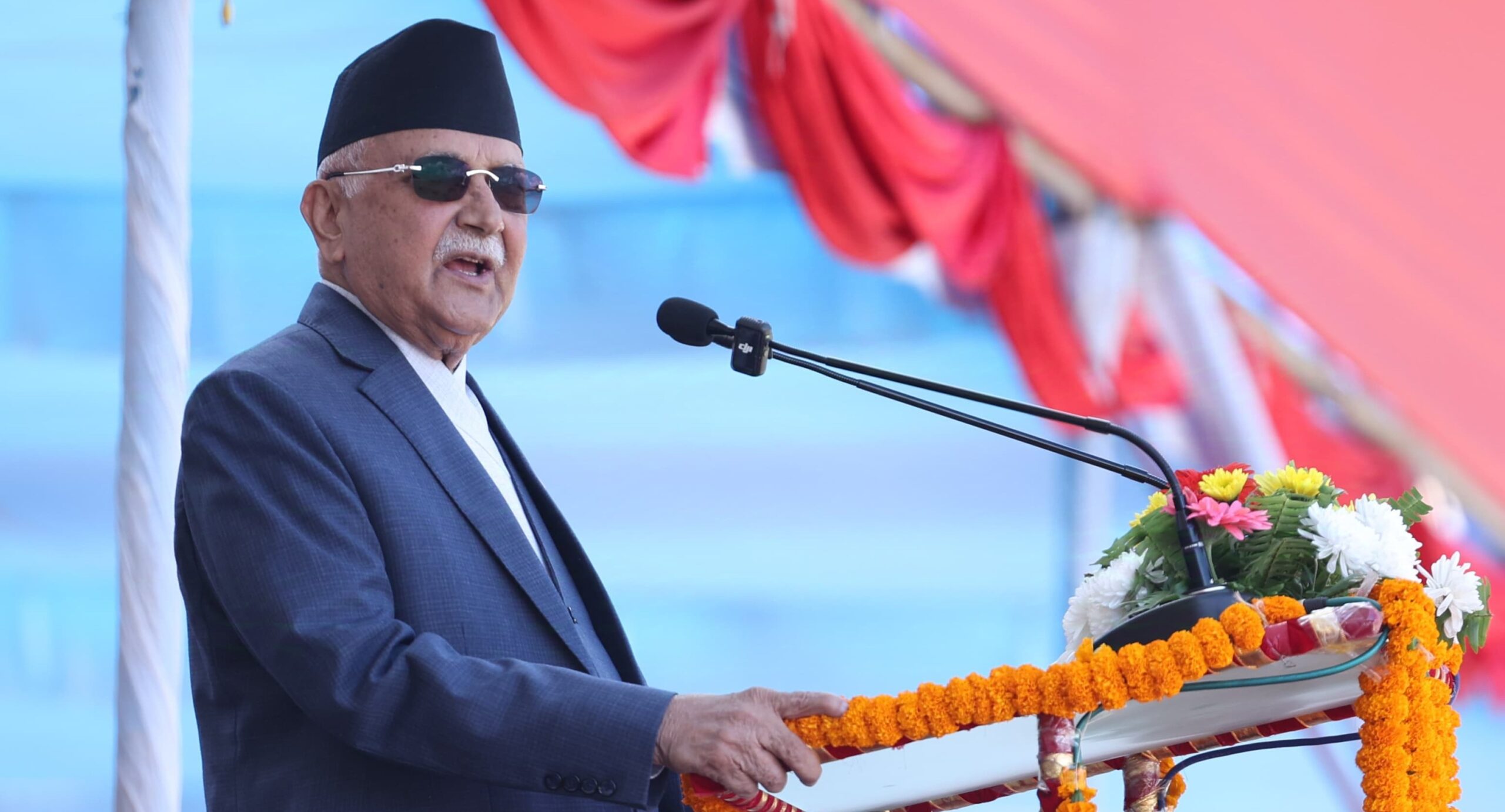 ओलीको राहदानी रोक्ने निर्णय फिर्ता लिन एमालेको माग