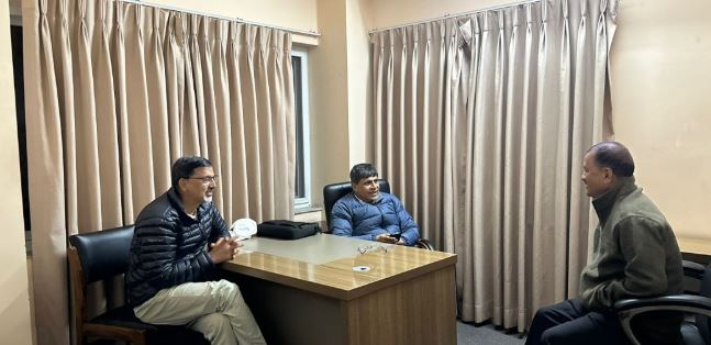 जनार्दन शर्मा, घनश्याम भुसाल र नेत्रविक्रम चन्दबीच भेटवार्ता, चुनावमा सँगै जाने संकेत